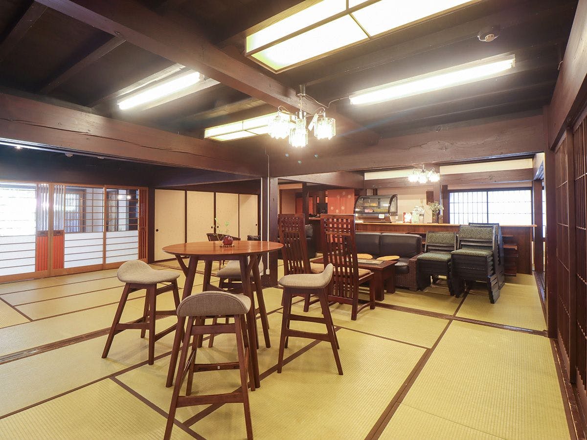 #《ภายในโรงแรม》