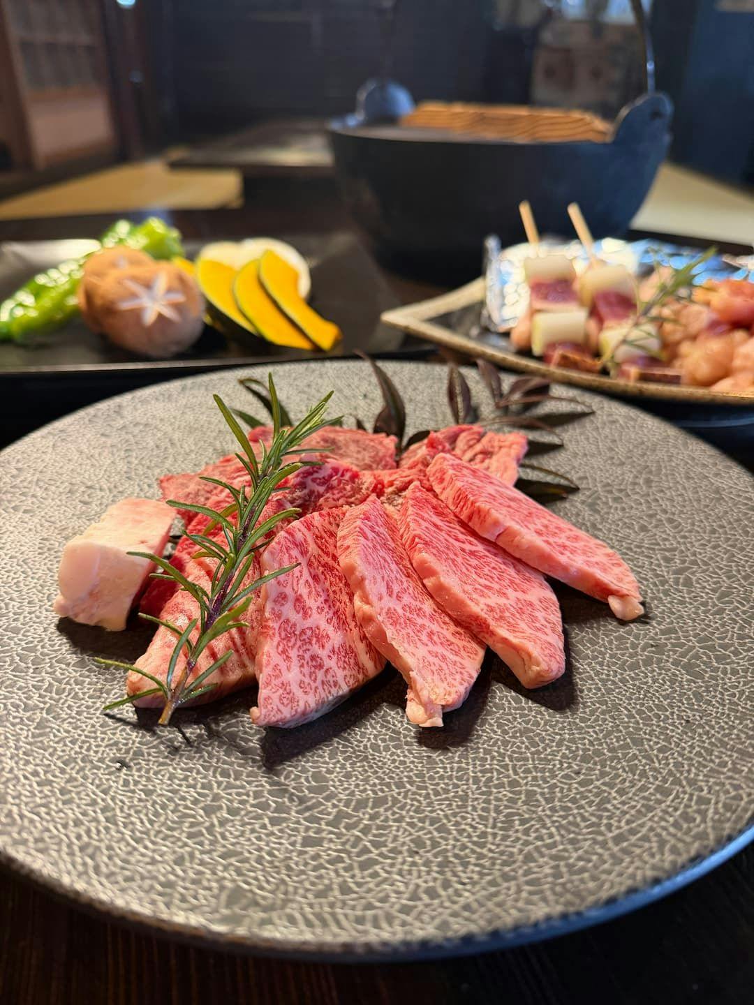 เนื้อโอมิวากิวปิ้งถ่าน