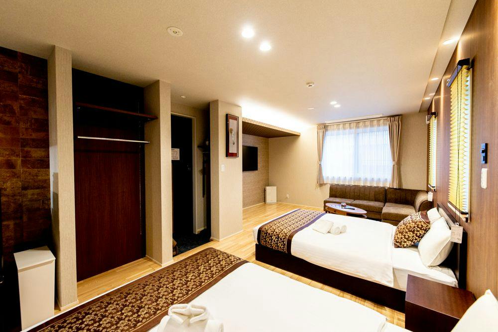 Grand Base Hiroshima Hikari-machi