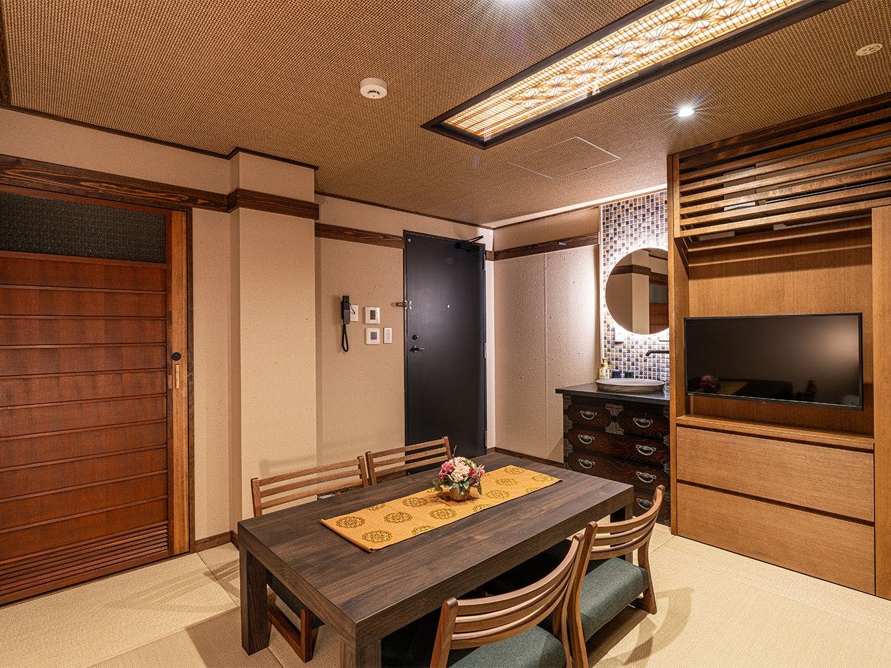 Maihime (Bilik Makan/Queen)