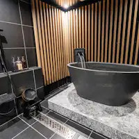 Kolam mandi peribadi (Tsukihime)