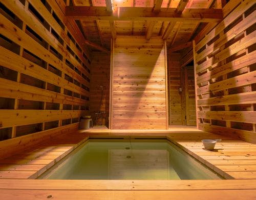 露天風呂（夜）