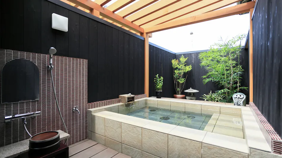 Jinpuso Inn with a View of Amanohashidate, One of Japan's Three Scenic Views