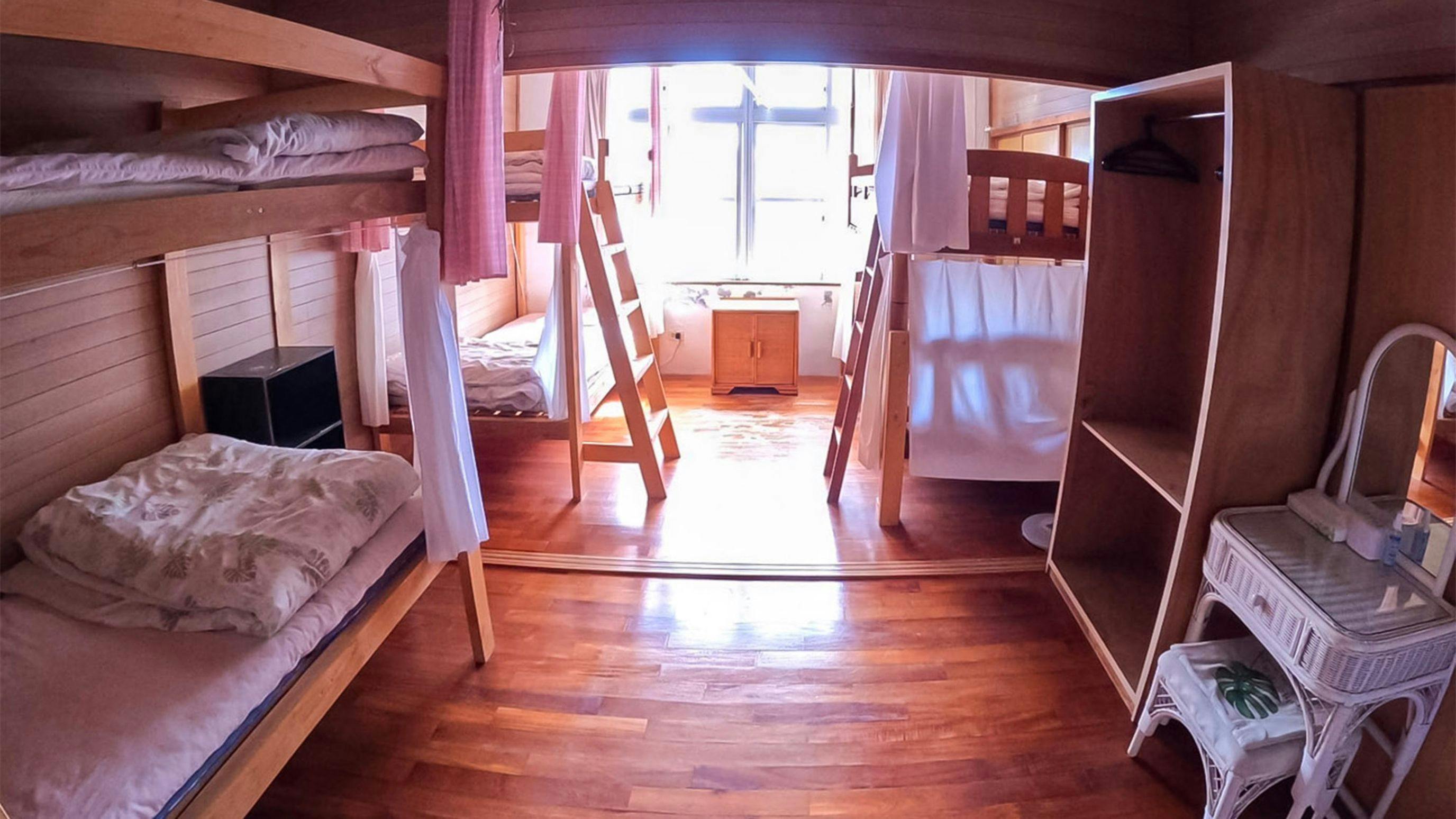 Guest House Emix Ishigaki Island