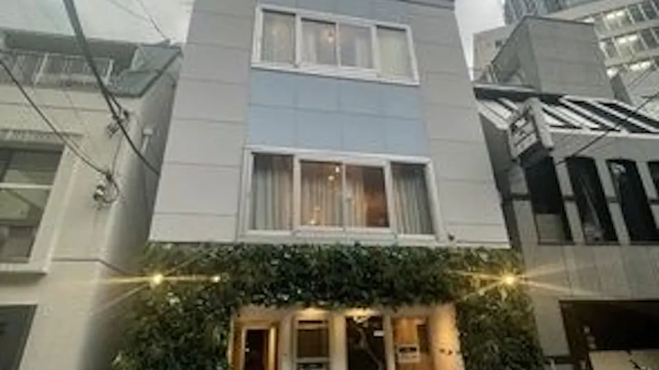 54 Journey Roppongi Hostel