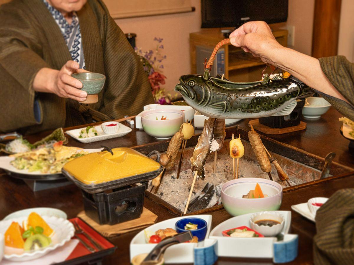 Iwaseyumoto Onsen Hinoki Bath Inn Bunke