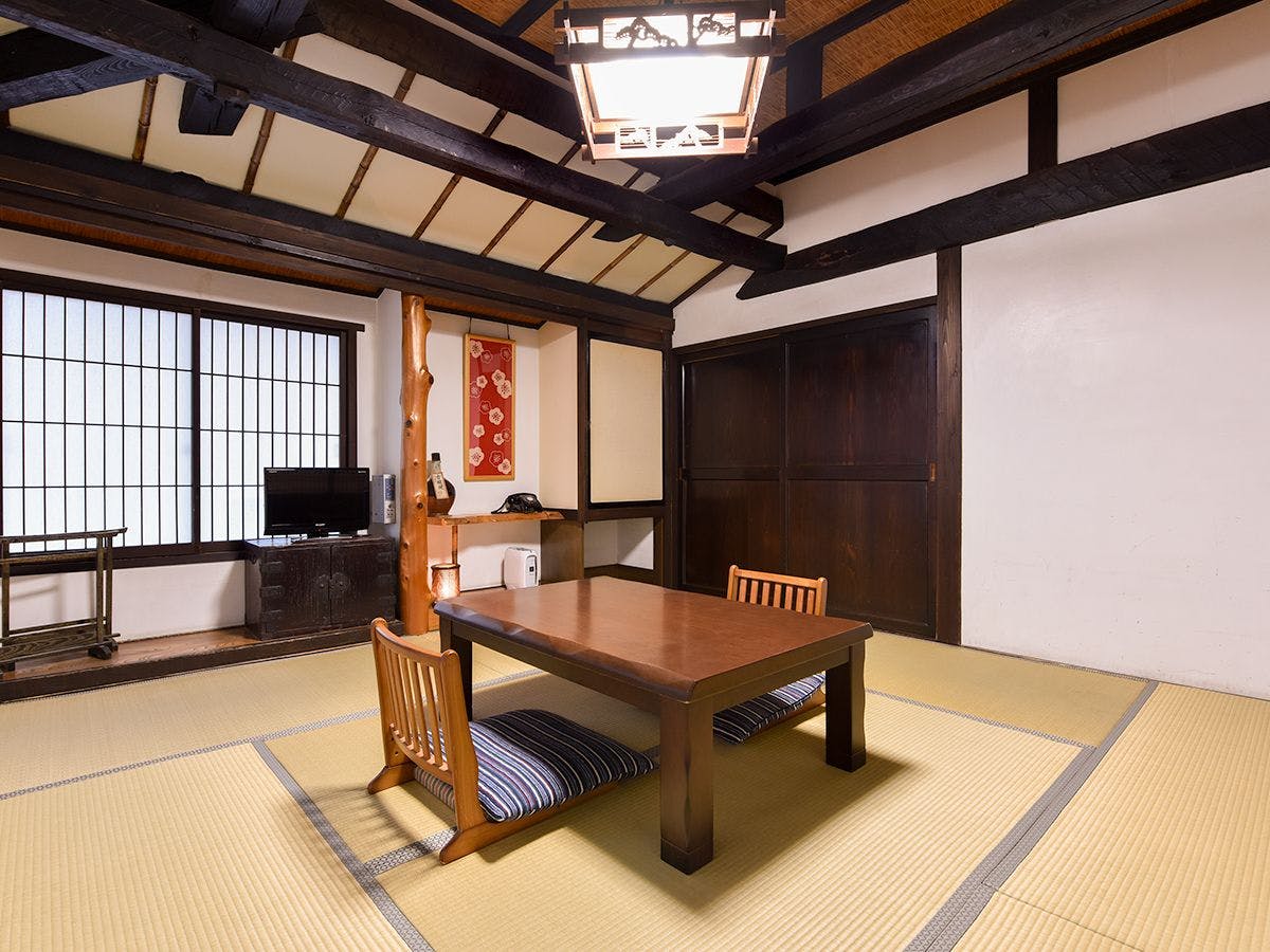 Iwaseyumoto Onsen Hinoki Bath Inn Bunke