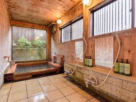 ひのき風呂の宿分家