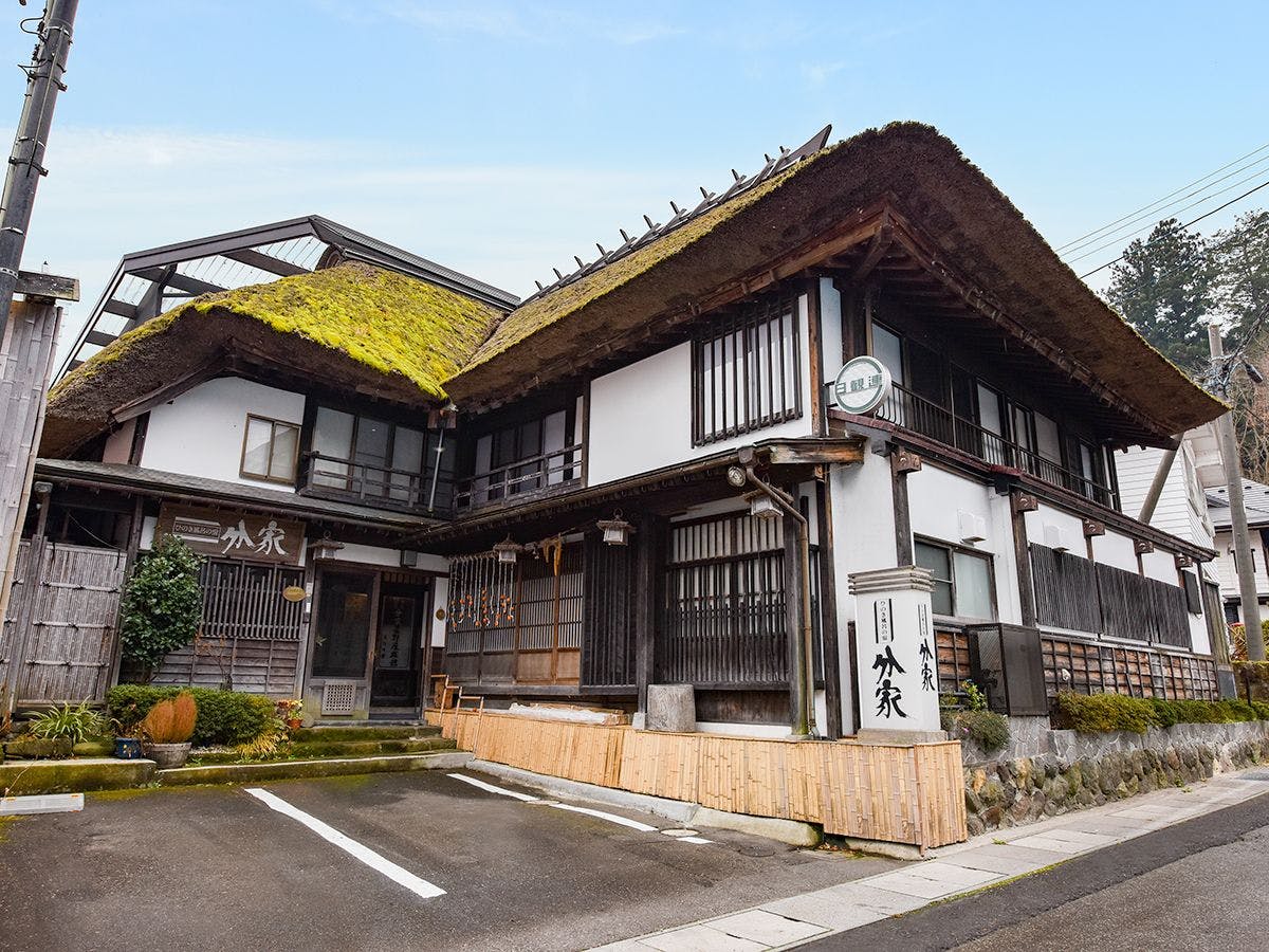 Iwaseyumoto Onsen Hinoki Bath Inn Bunke