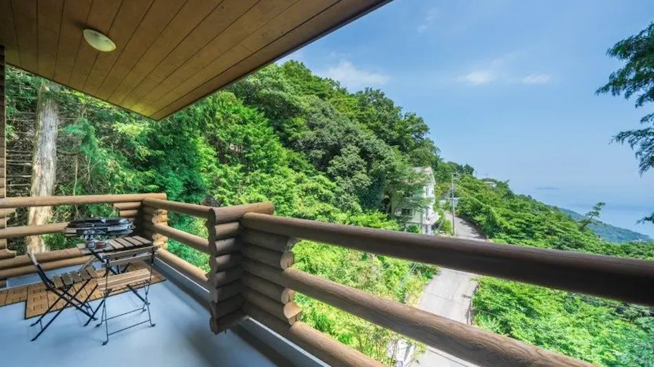 The Villas Atami Log Cottage