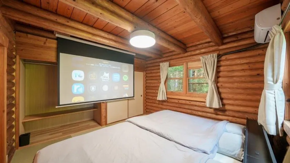 The Villas Atami Log Cottage