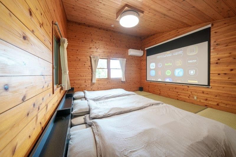 The Villas Atami Log Cottage