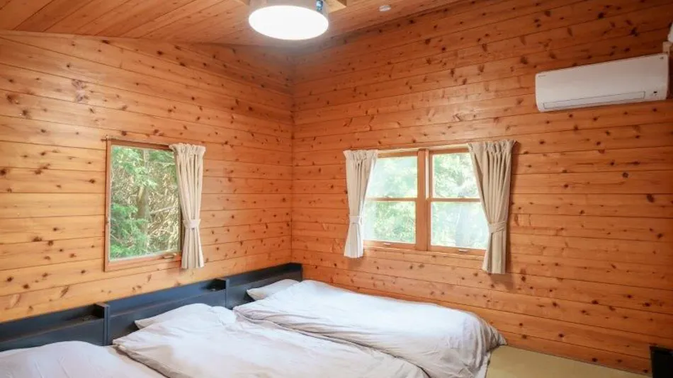 The Villas Atami Log Cottage