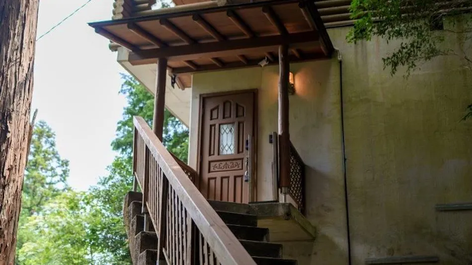 The Villas Atami Log Cottage