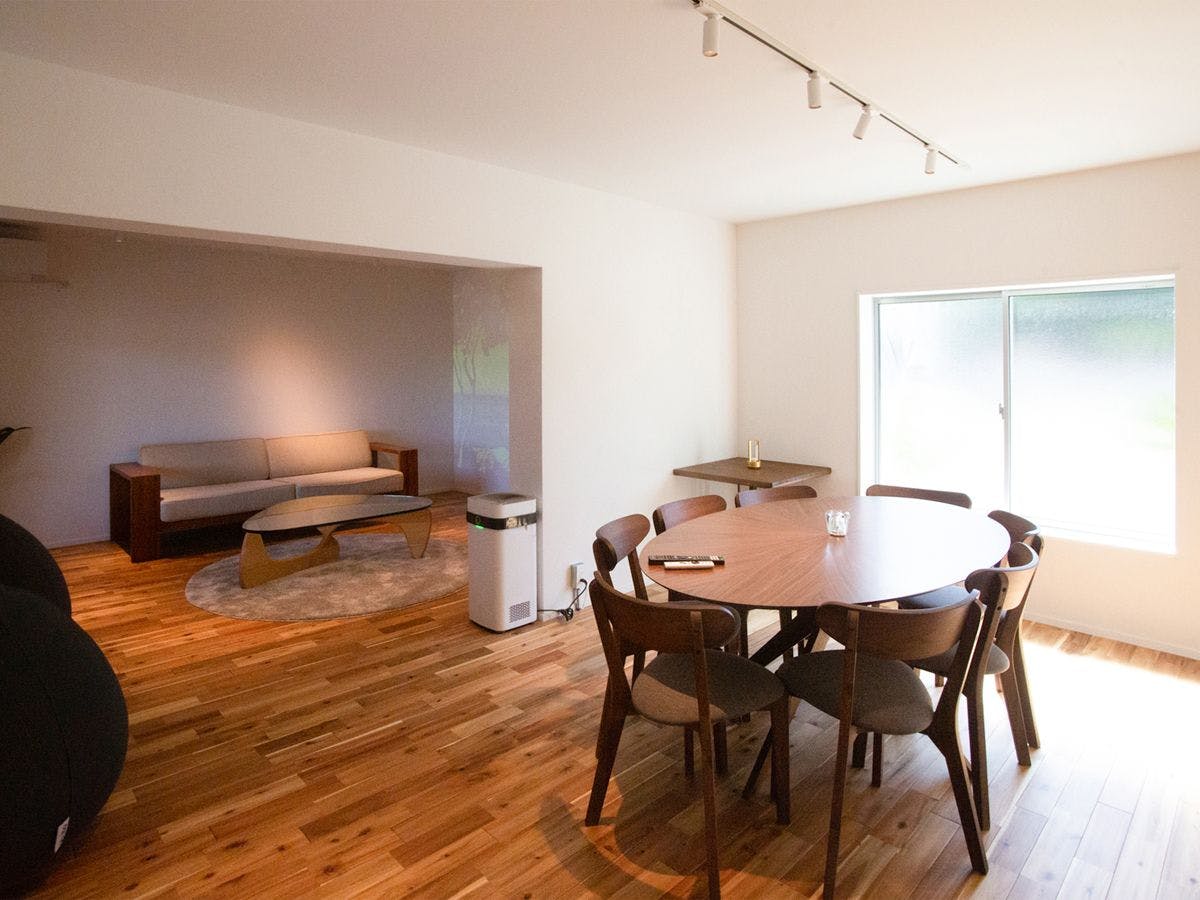 Coccia House