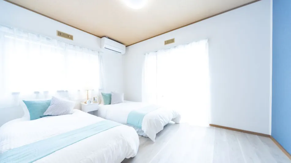 Shiga Lakeside House in Hamabun