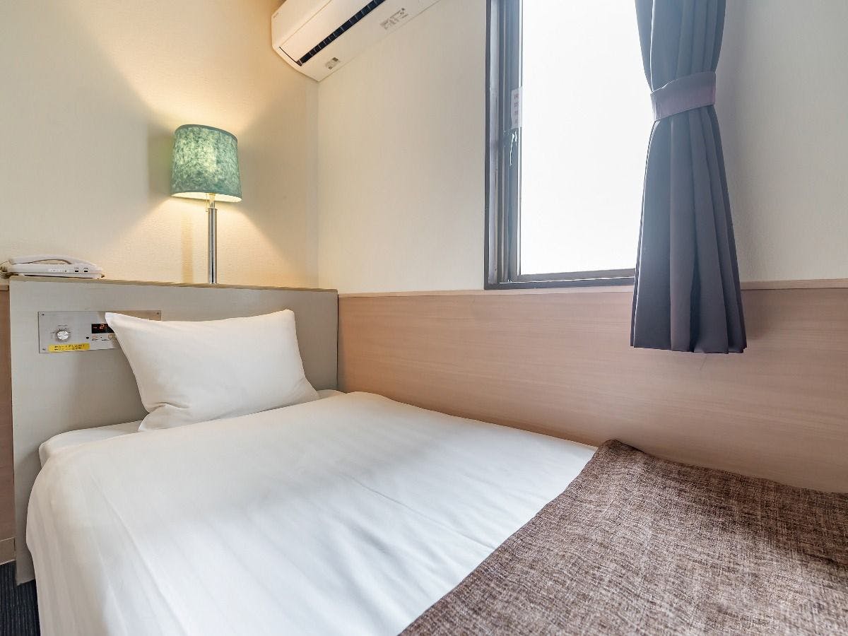 Business Hotel Route 9