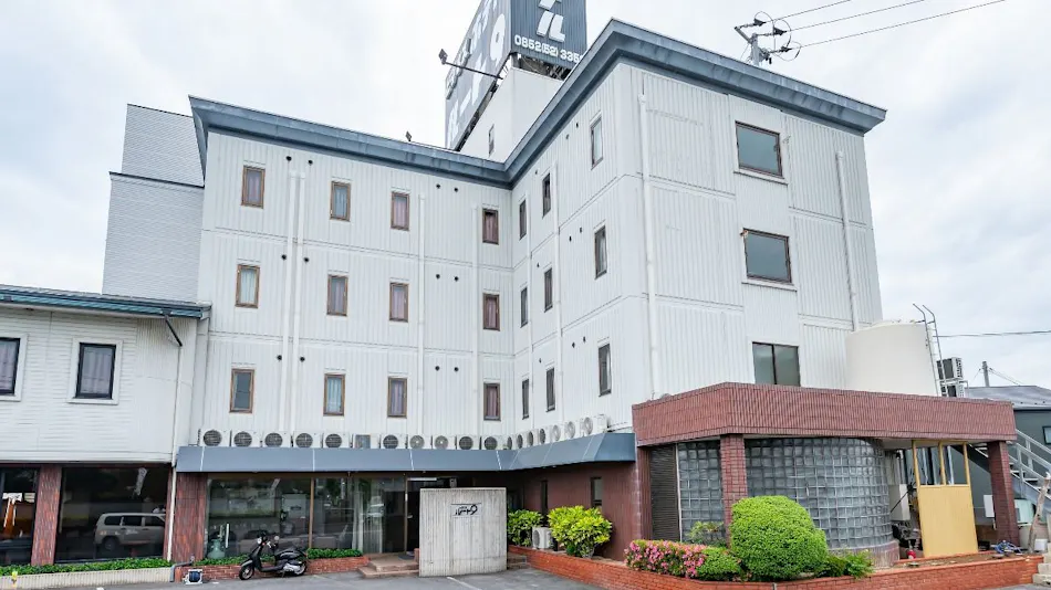 Business Hotel Route 9