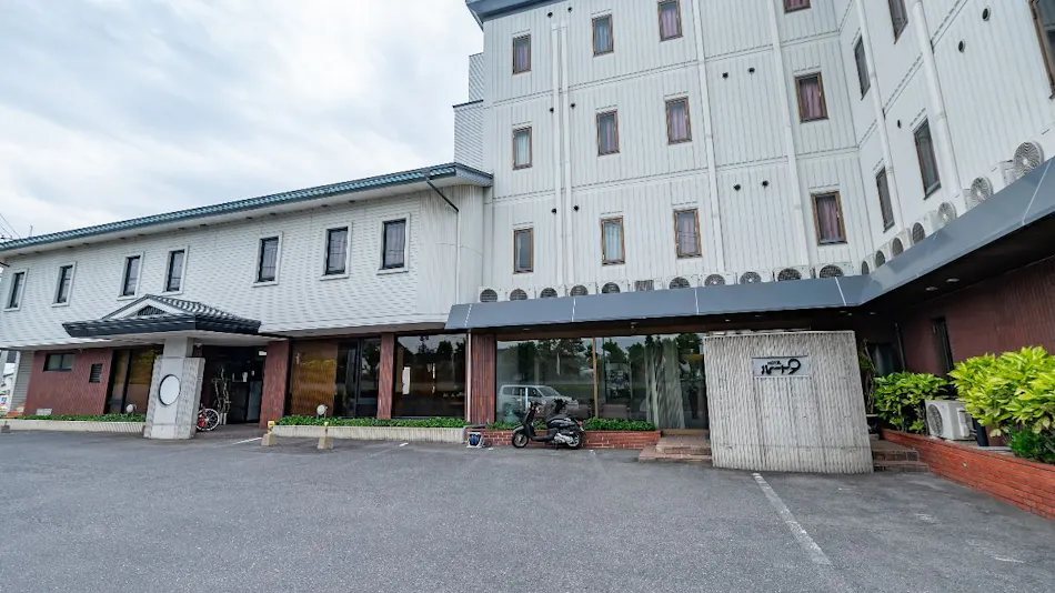 Business Hotel Route 9