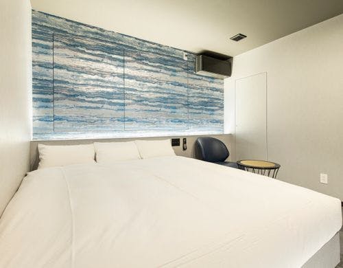 *【キングルーム】