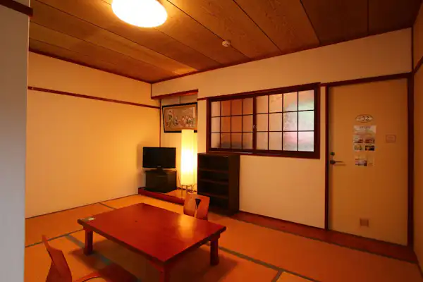 ห้องพักสไตล์ญี่ปุ่นแบบดั้งเดิม