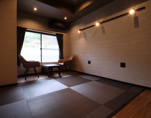 ゆったりとしたモダンな和室です。