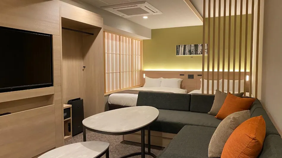 Premium Apart MONday Kyoto Gojo