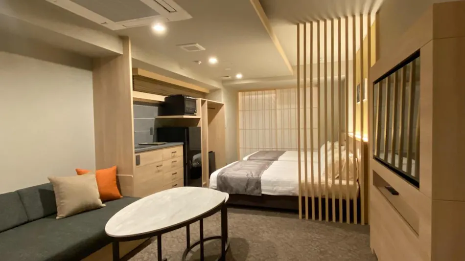 Premium Apart MONday Kyoto Gojo