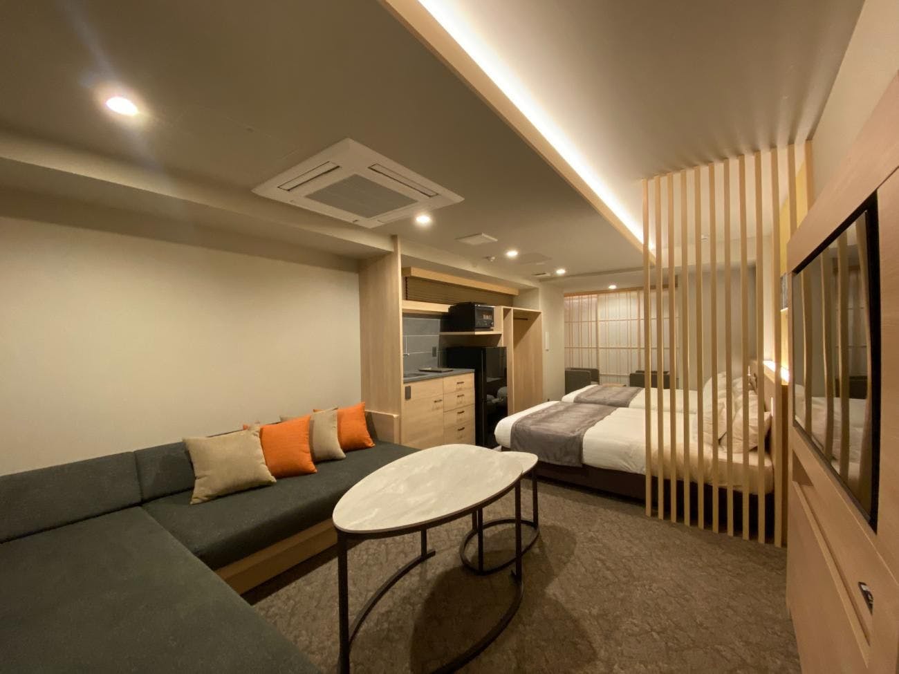 Premium Apart MONday Kyoto Gojo