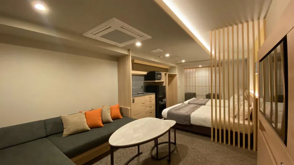 Premium Apart MONday Kyoto Gojo