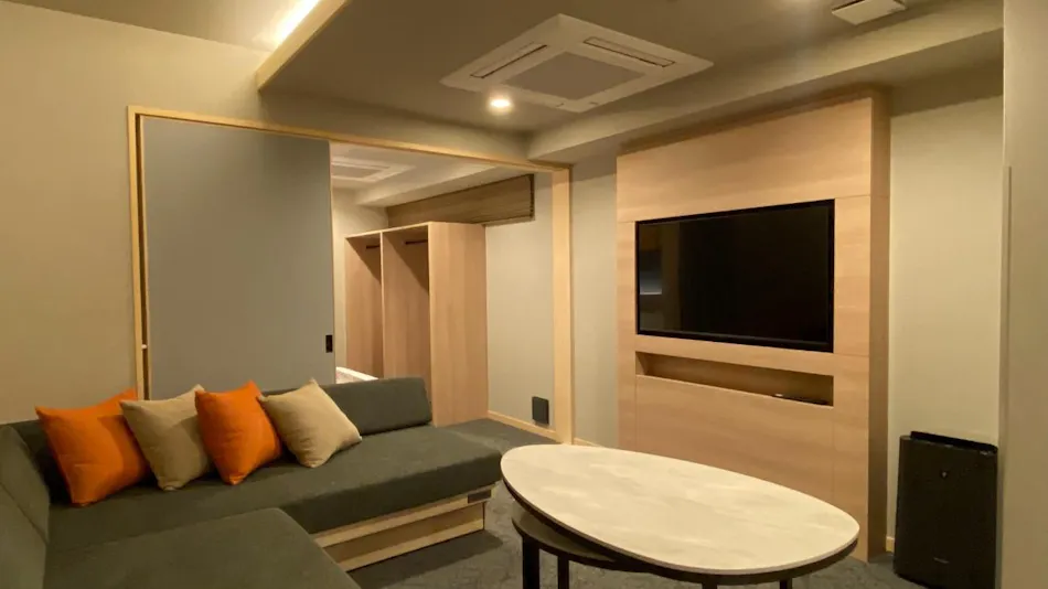 Premium Apart MONday Kyoto Gojo