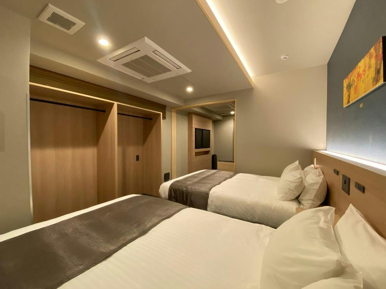 Premium Apart MONday Kyoto Gojo