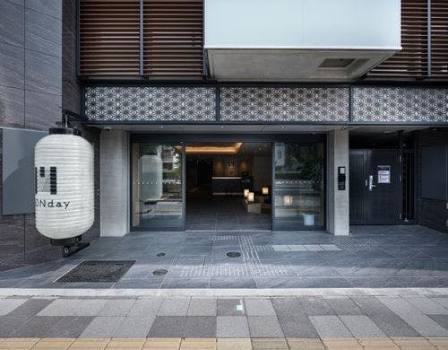 外観・エントランス