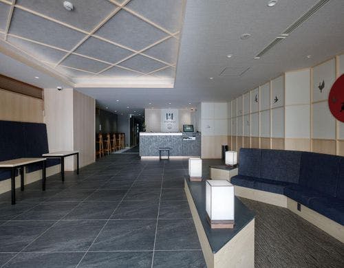 フロント・ロビー