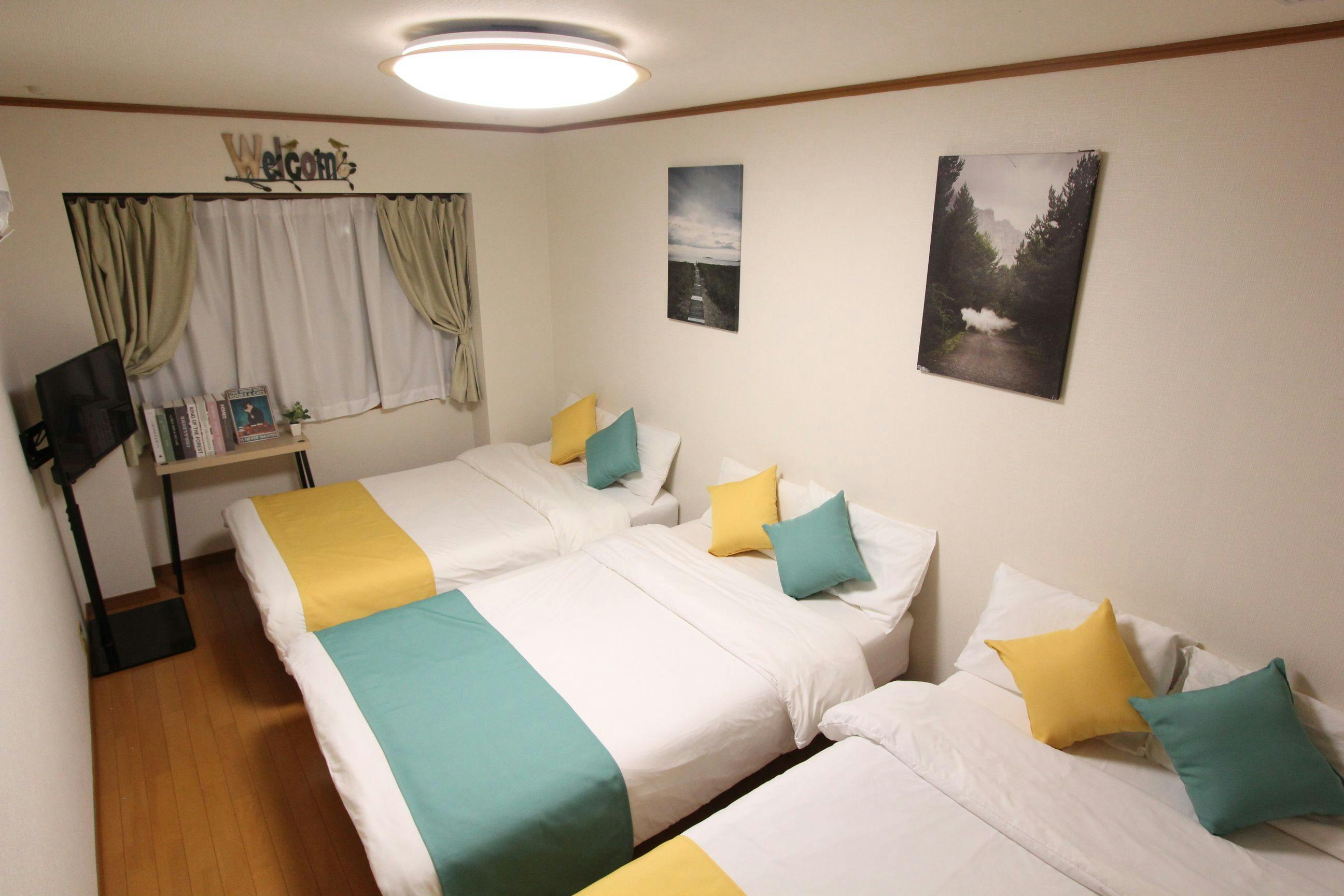 LUANA Hotel in Nishiki