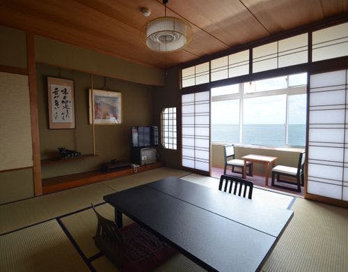 海側和室８畳