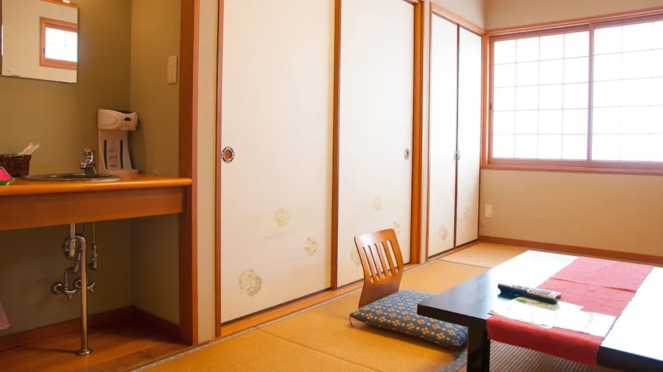 Shikino Accommodation KAKU