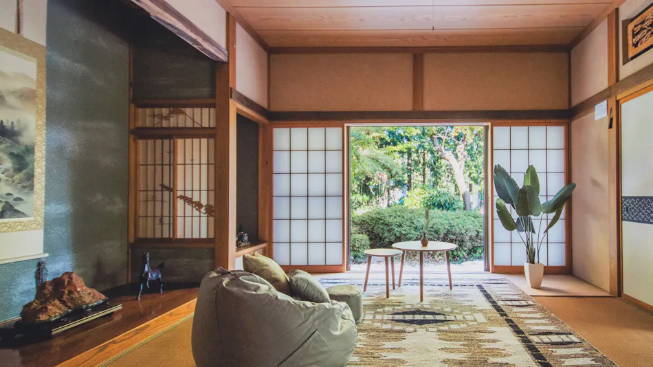 AKIYATO Active Art Hotel