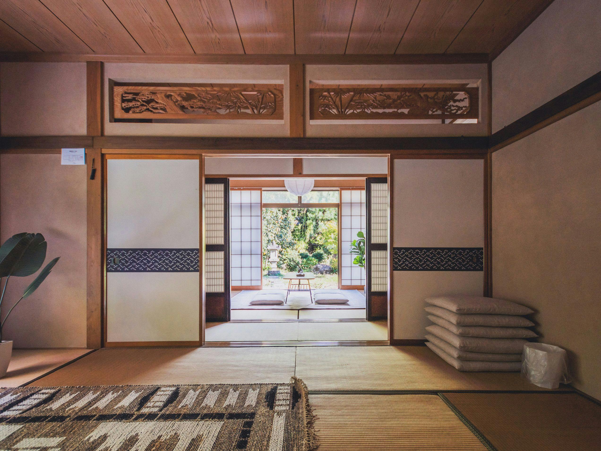 AKIYATO Active Art Hotel