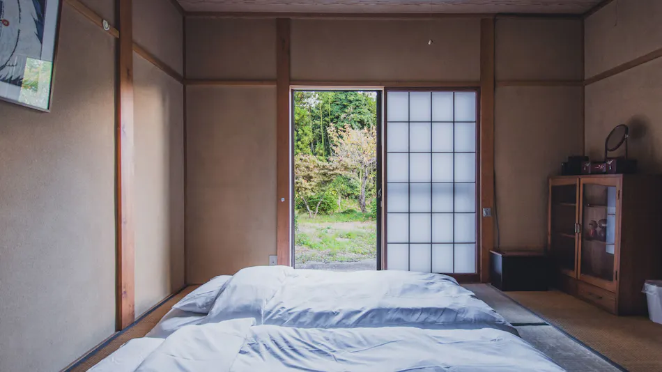 AKIYATO Active Art Hotel