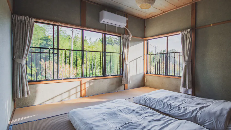 AKIYATO Active Art Hotel