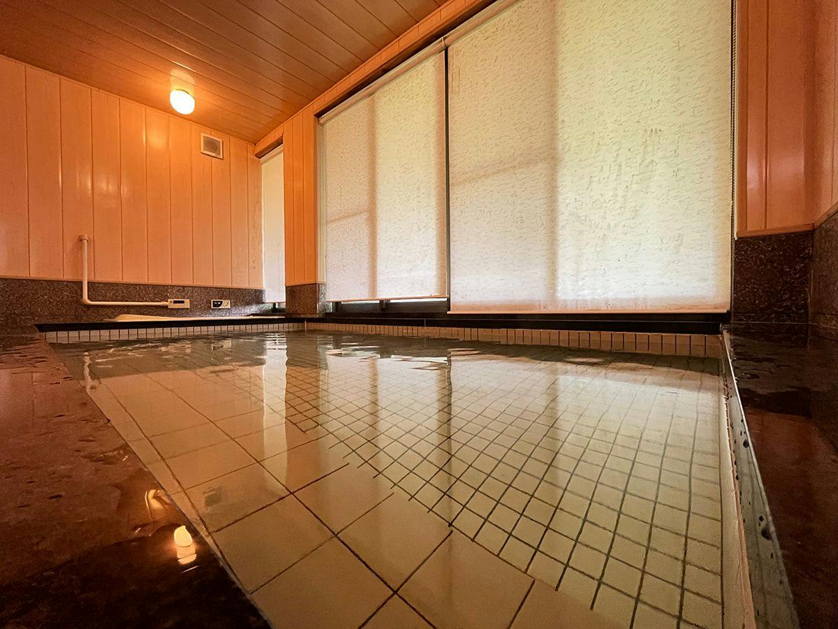 Lakeside Accommodation Overlooking Mikawa Lake - Mikawaji