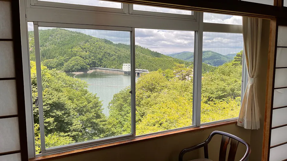 Lakeside Accommodation Overlooking Mikawa Lake - Mikawaji