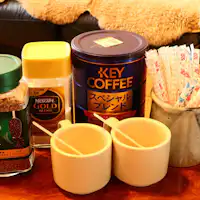 กรุณาเพลิดเพลินกับกาแฟในห้องสนทนาได้ตามอัธยาศัย