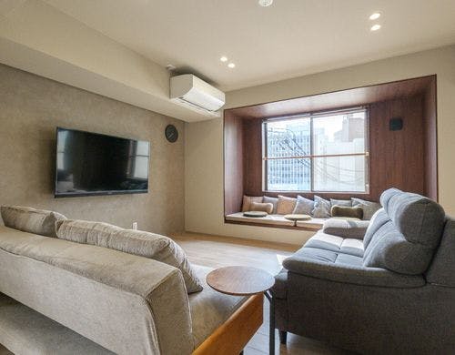 シングルベッドが4台あります