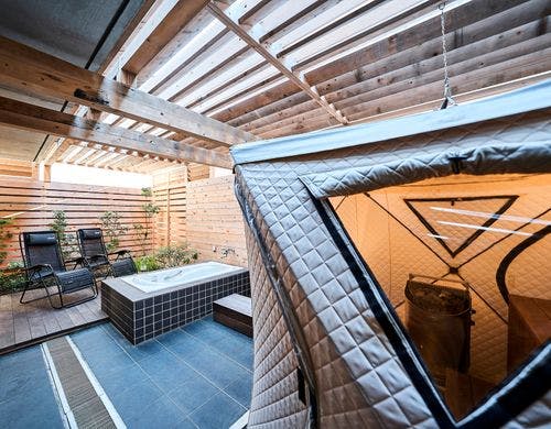 サウナ体験をお楽しみください