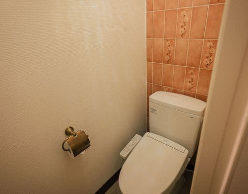 トイレ（ダブルールーム）