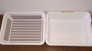 พื้นที่เก็บผ้าลินินในคอทเทจ