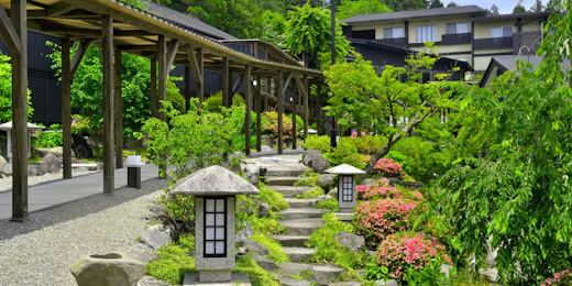 山屋蒼月