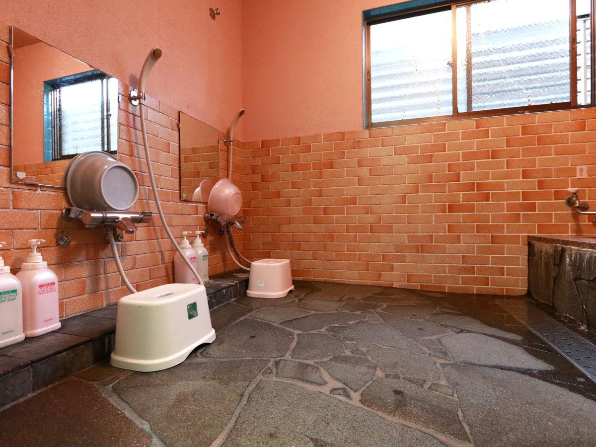 【ห้องอาบน้ำชาย】